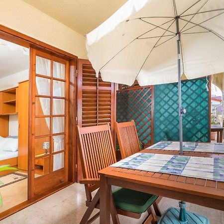 Villa Nada In Fazana - Near The Beach Exterior photo